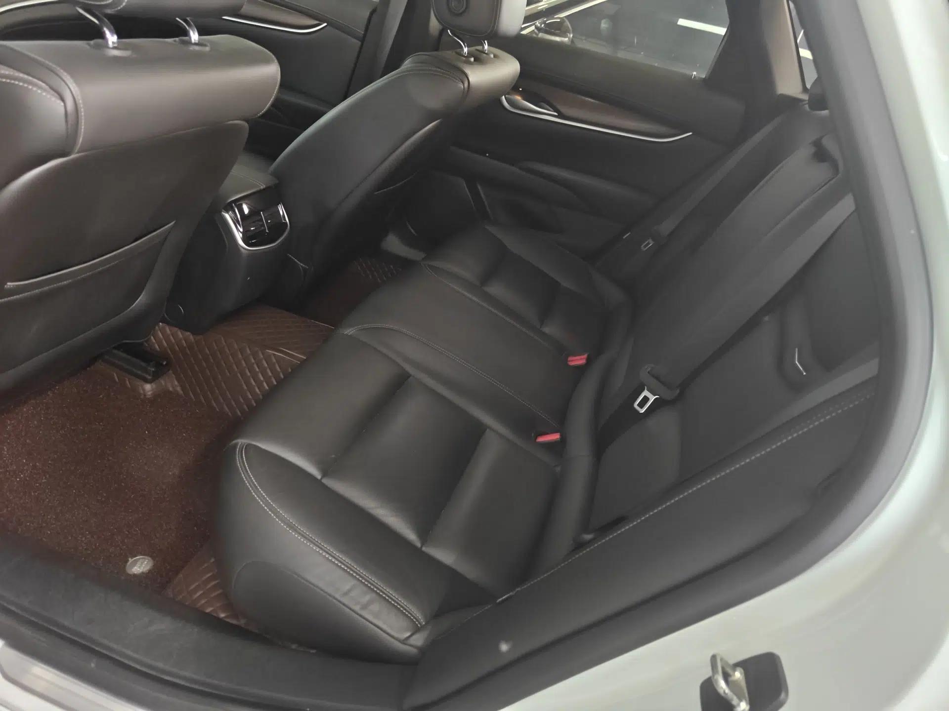 Cadillac XTS 2018 28T Elite Edition — миниатюра 13