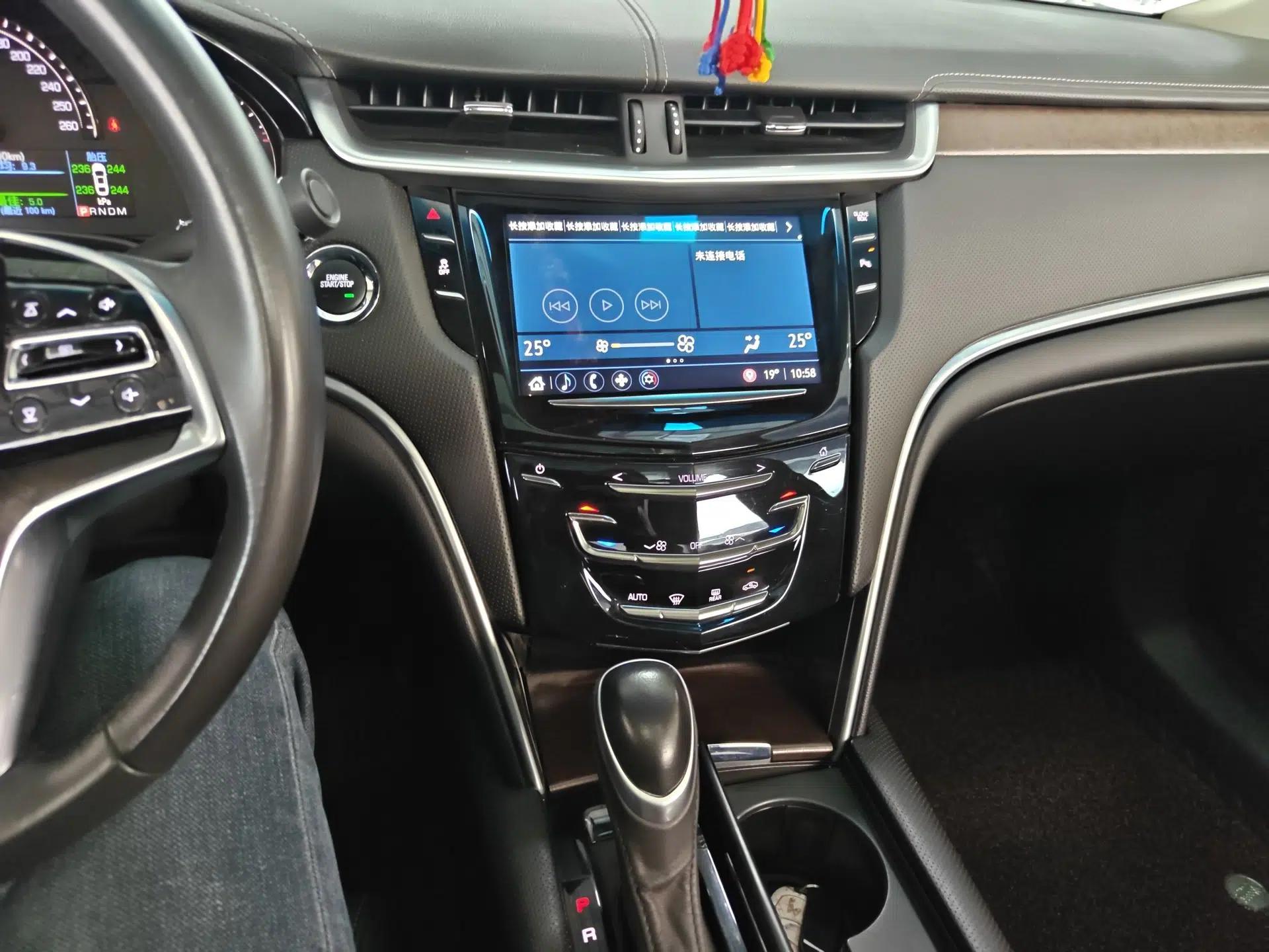 Cadillac XTS 2018 28T Elite Edition — миниатюра 10