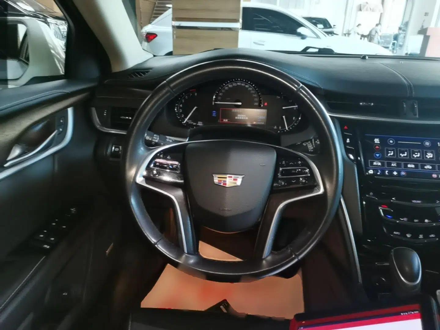 Cadillac XTS 2018 28T Elite Edition — миниатюра 14