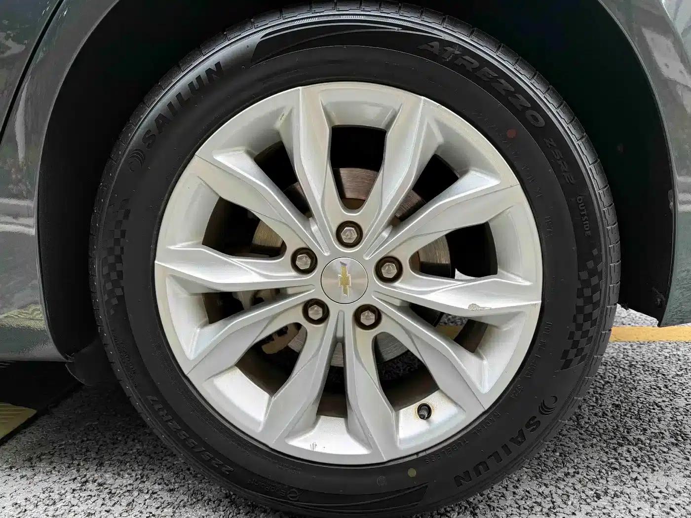 2019 Chevrolet Malibu XL 535T CVT Sporty Edition — миниатюра 11