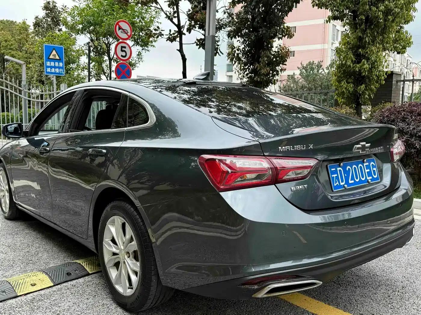 2019 Chevrolet Malibu XL 535T CVT Sporty Edition — миниатюра 14