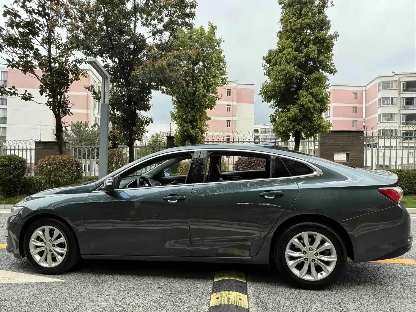 2019 Chevrolet Malibu XL 535T CVT Sporty Edition — миниатюра 5