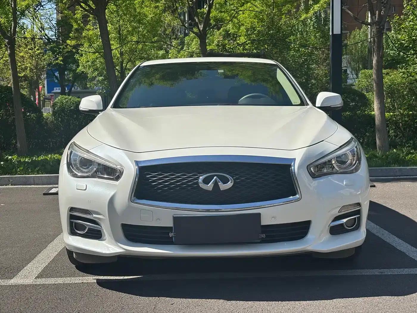 Infiniti Q50L 2016 2.0T Enjoy Edition — миниатюра 2