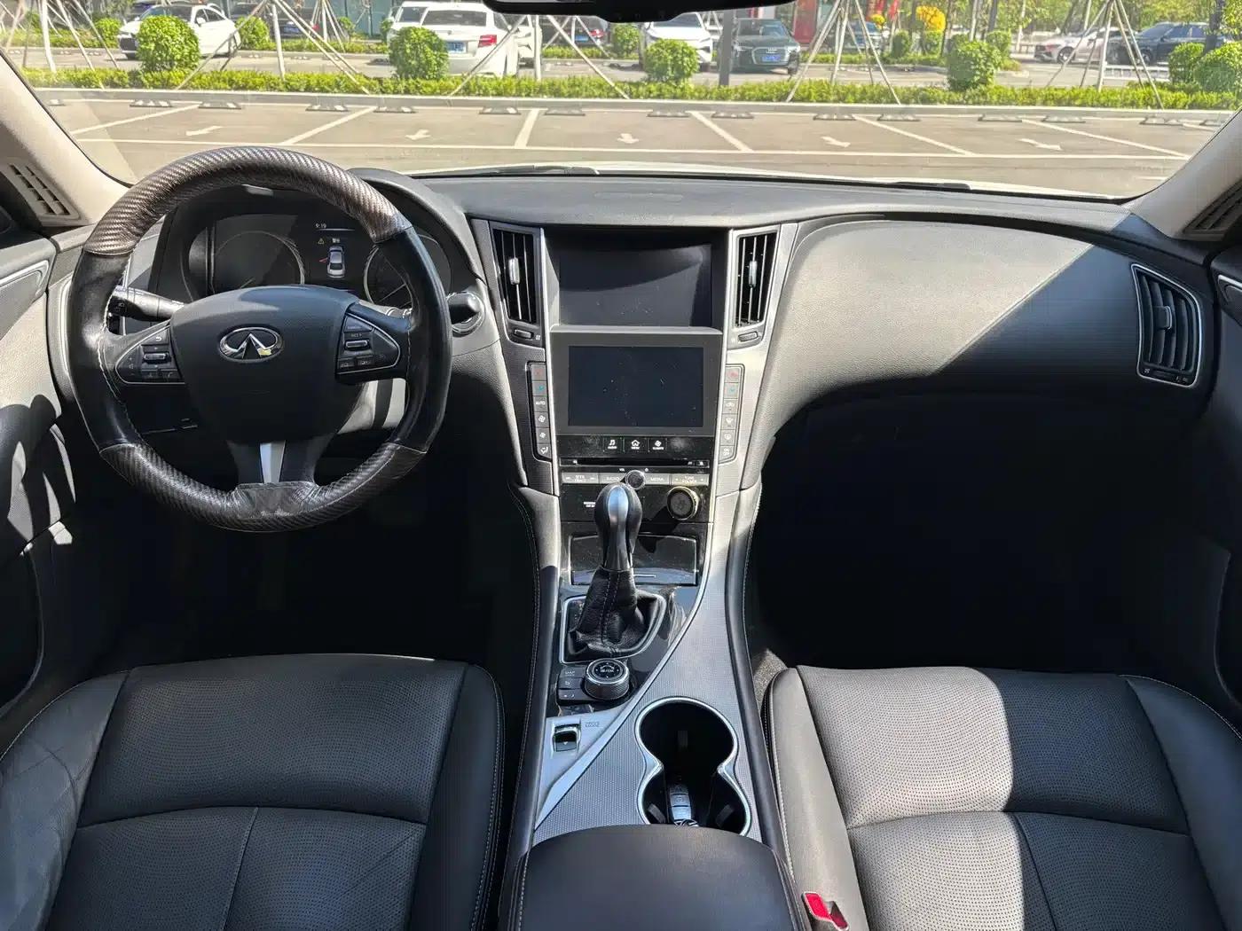 Infiniti Q50L 2016 2.0T Enjoy Edition — миниатюра 8