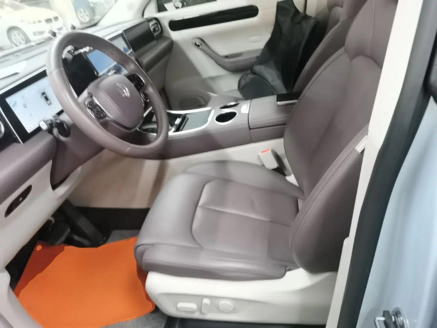 Leapmotor C11 2023 Extended-Range 285 Comfort Edition — миниатюра 17