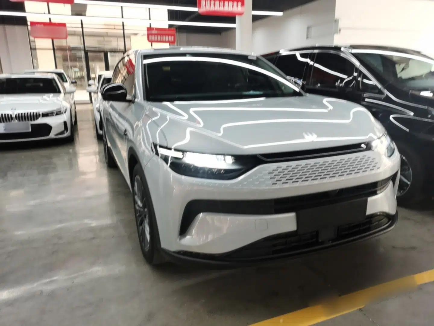 Leapmotor C11 2023 Extended-Range 285 Comfort Edition — миниатюра 6