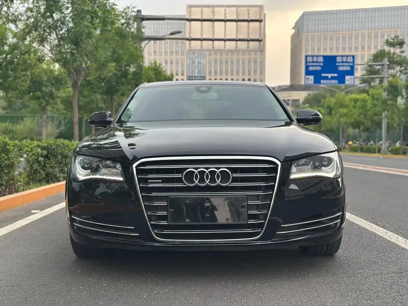 2012 Audi A8 A8L 45 TFSI quattro Luxury — миниатюра 2