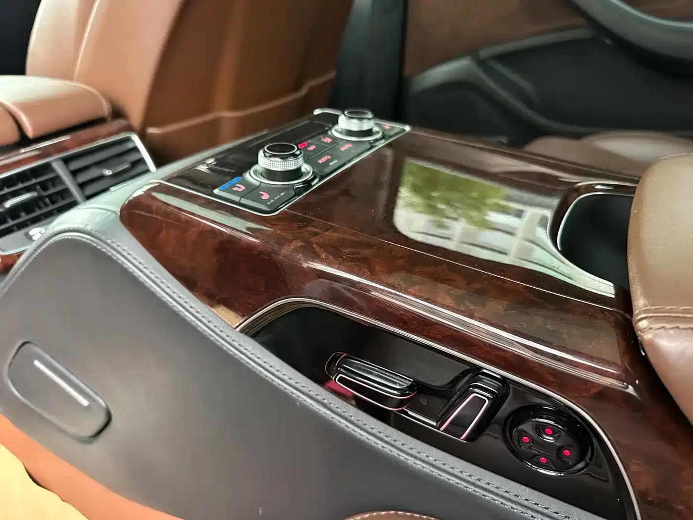 2012 Audi A8 A8L 45 TFSI quattro Luxury — миниатюра 12