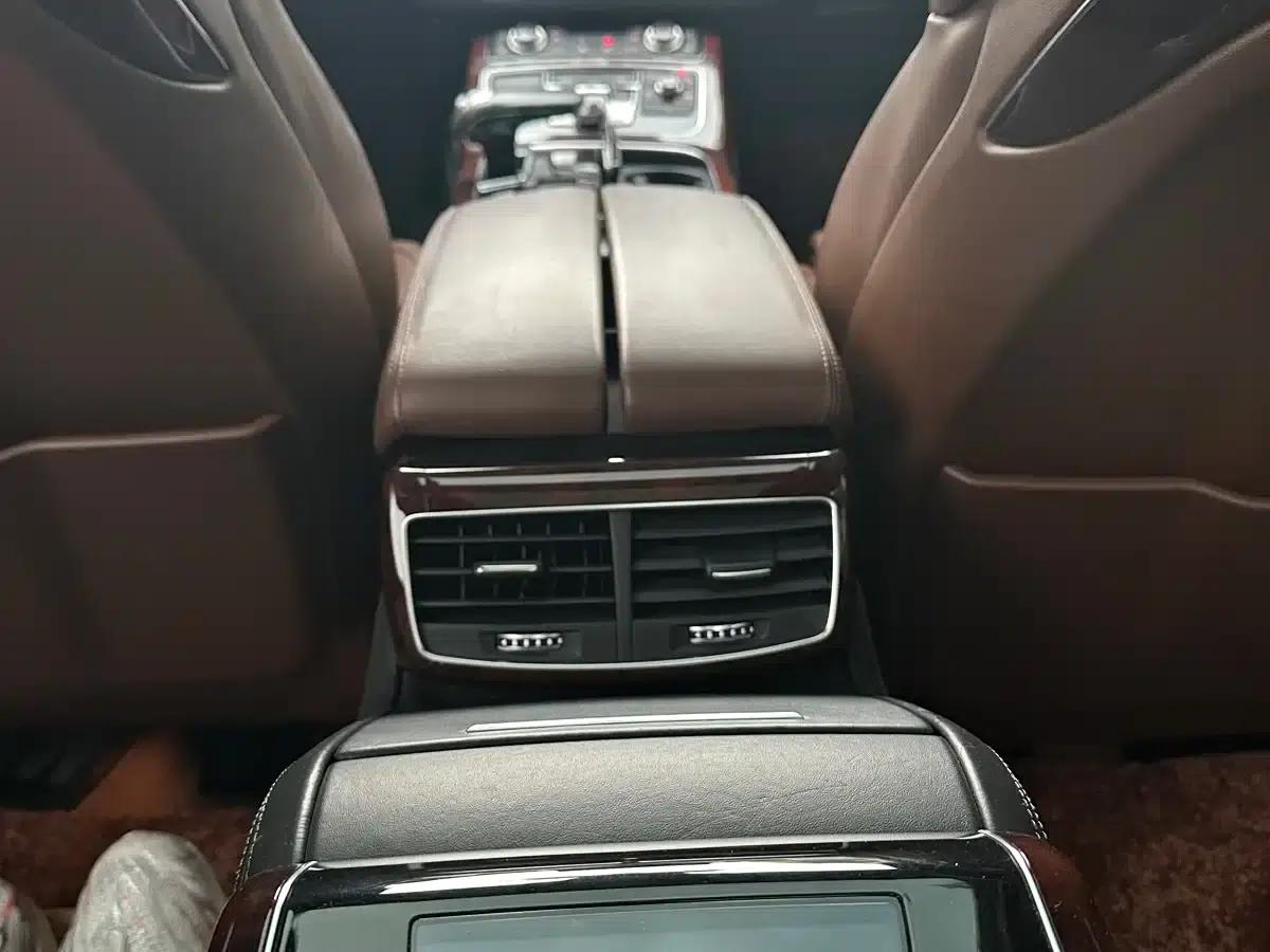 2012 Audi A8 A8L 45 TFSI quattro Luxury — миниатюра 7