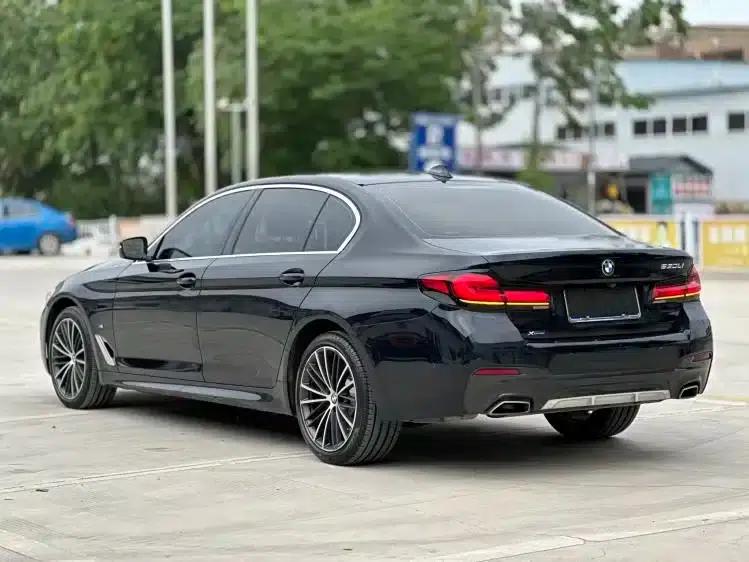 2022 BMW 5 Series 530Li xDrive M Sport Package — миниатюра 5