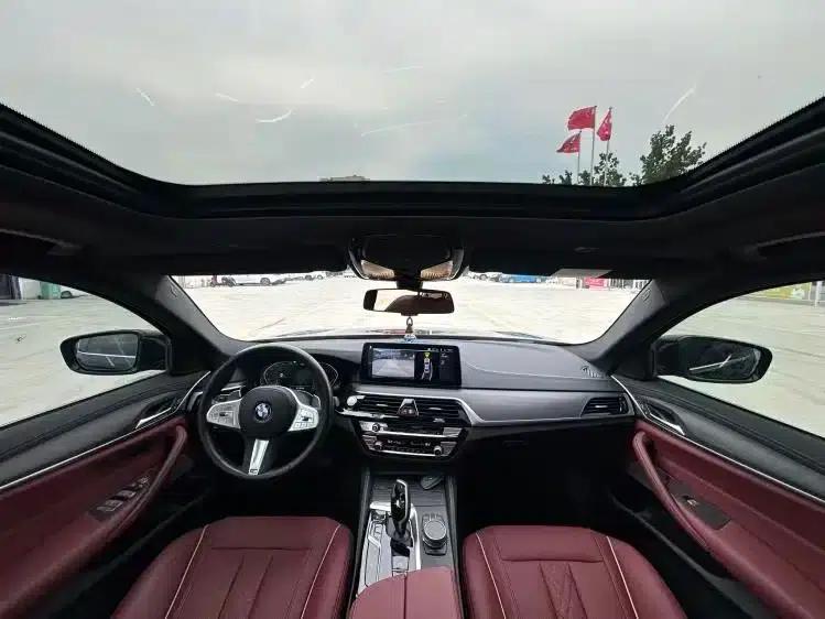 2022 BMW 5 Series 530Li xDrive M Sport Package — миниатюра 9