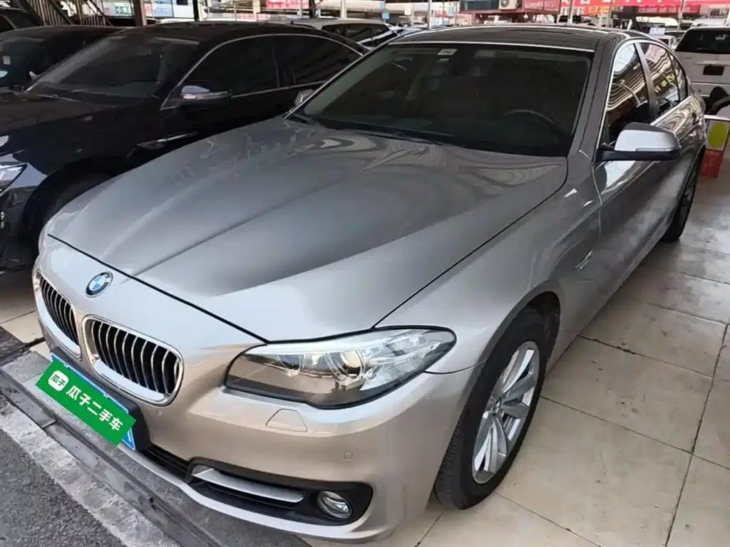 BMW 5 Series 2017 520Li Elegant Edition — миниатюра 1