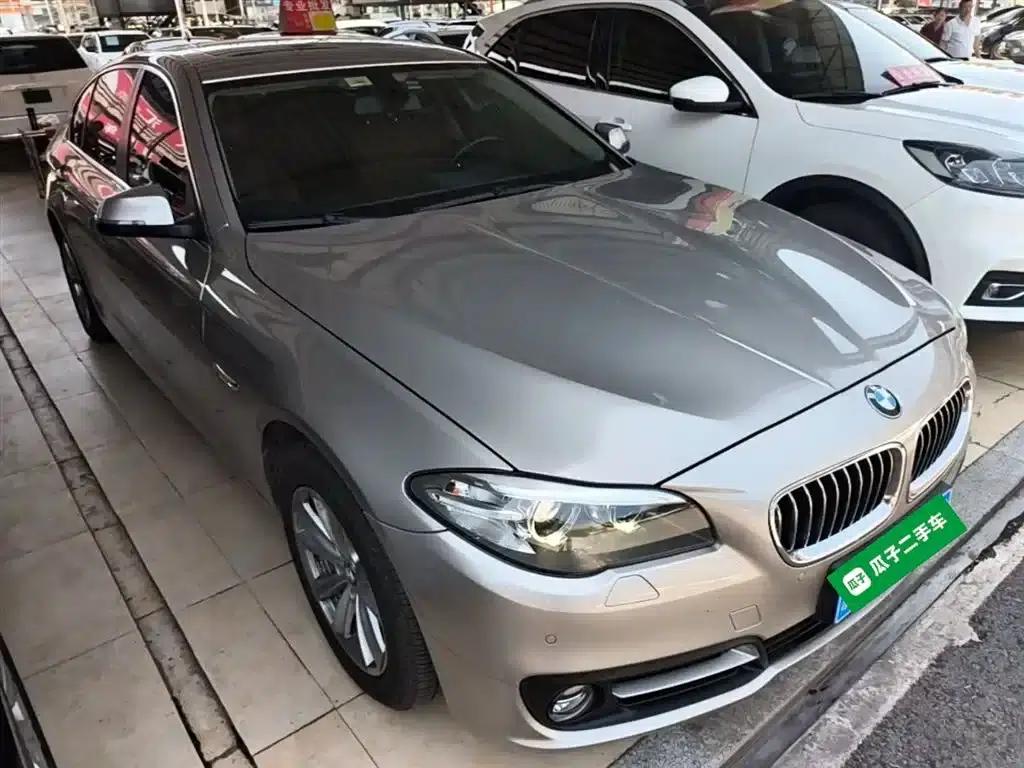 BMW 5 Series 2017 520Li Elegant Edition — миниатюра 4