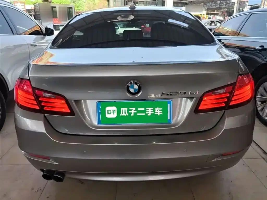 BMW 5 Series 2017 520Li Elegant Edition — миниатюра 6