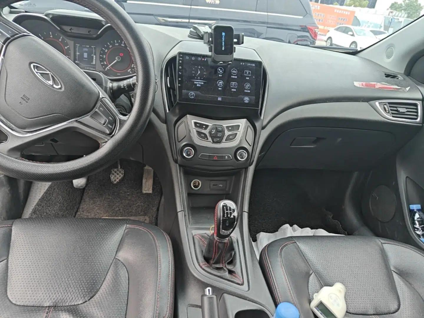 Chery Arrizo 5 2016 1.5L Manual Lingchao Edition — миниатюра 16