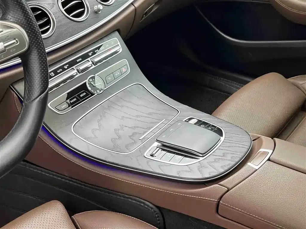 2019 Mercedes-Benz E-Class E 260 L Sport — миниатюра 24