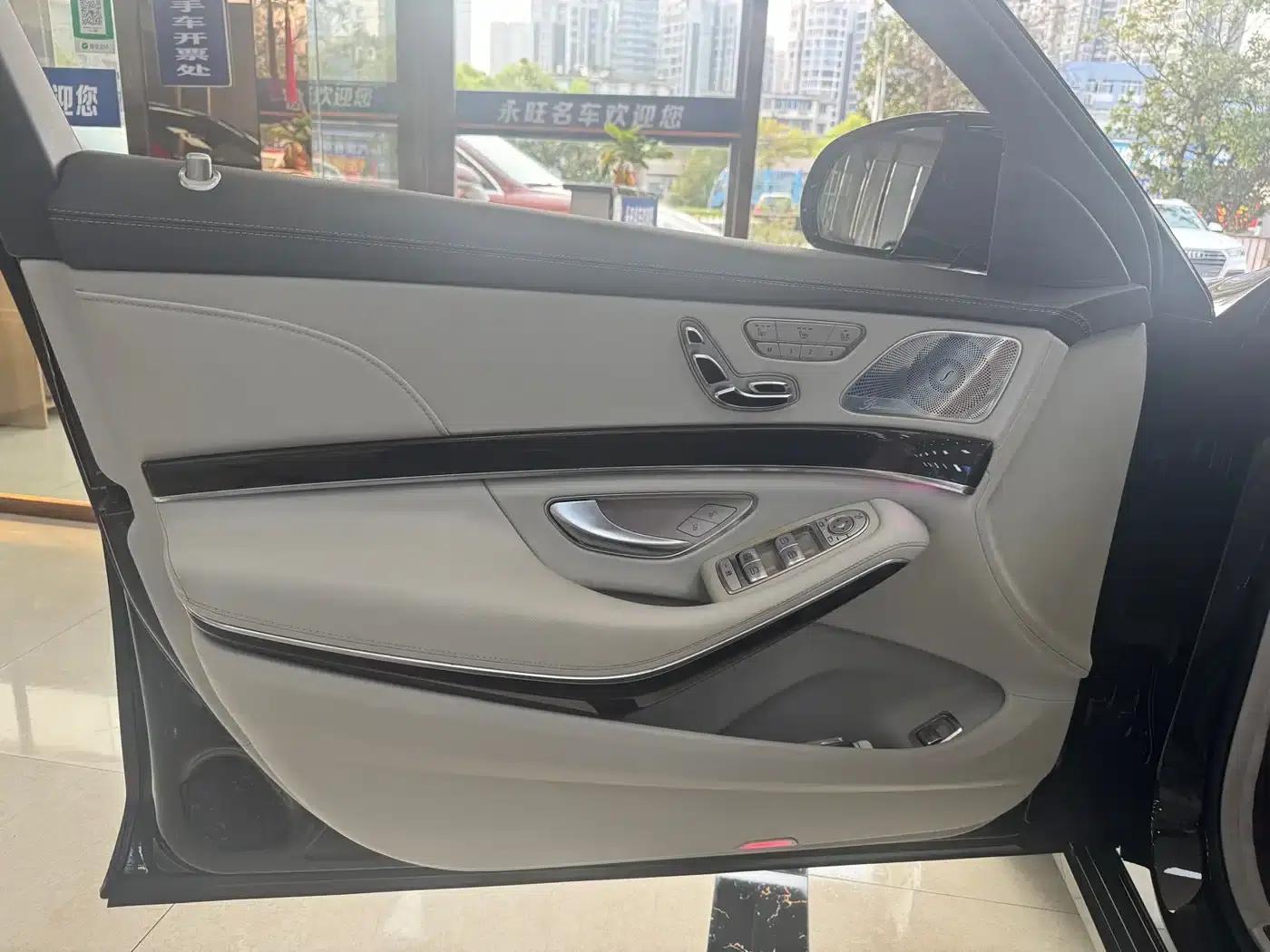 Maybach S-Class 2015 S 400 4MATIC — миниатюра 4