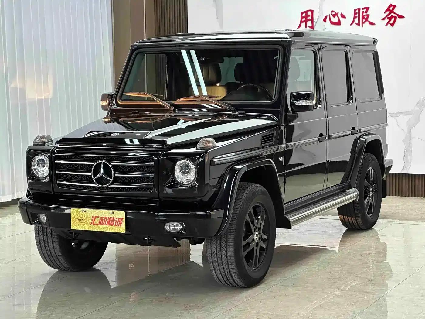 2010 Mercedes-Benz G-Class G 500 — миниатюра 1