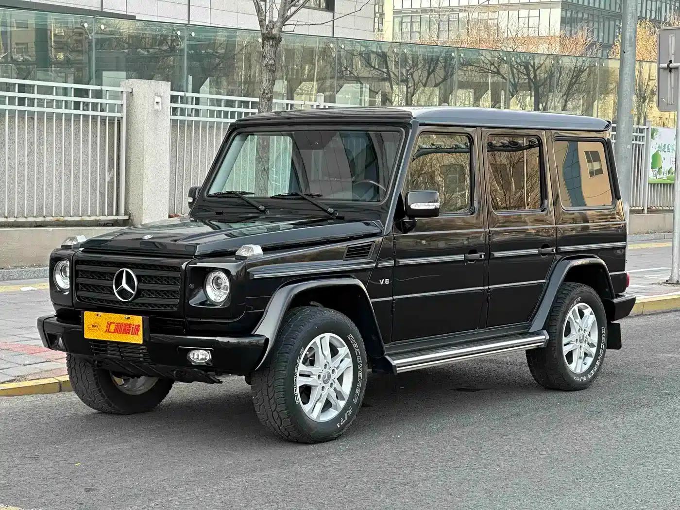 2010 Mercedes-Benz G-Class G 500 — миниатюра 1