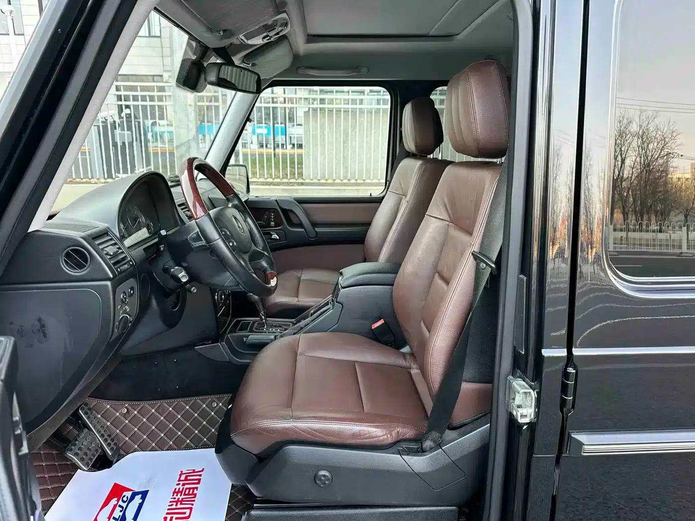 2010 Mercedes-Benz G-Class G 500 — миниатюра 9