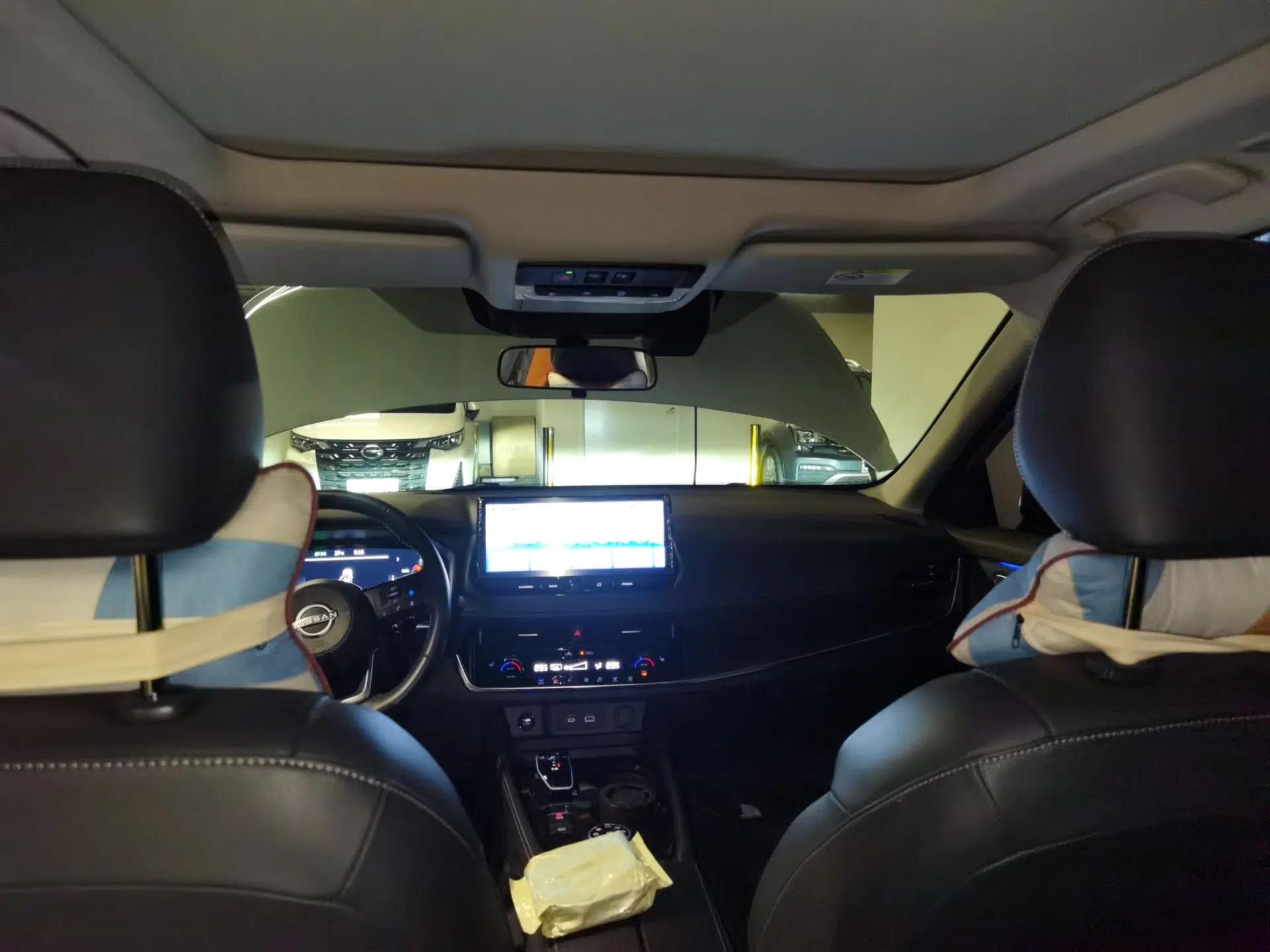 Nissan X-Trail 2023 e-POWER Ultra-Hybrid Dual-Motor All-Wheel-Drive Supreme Edition — миниатюра 19