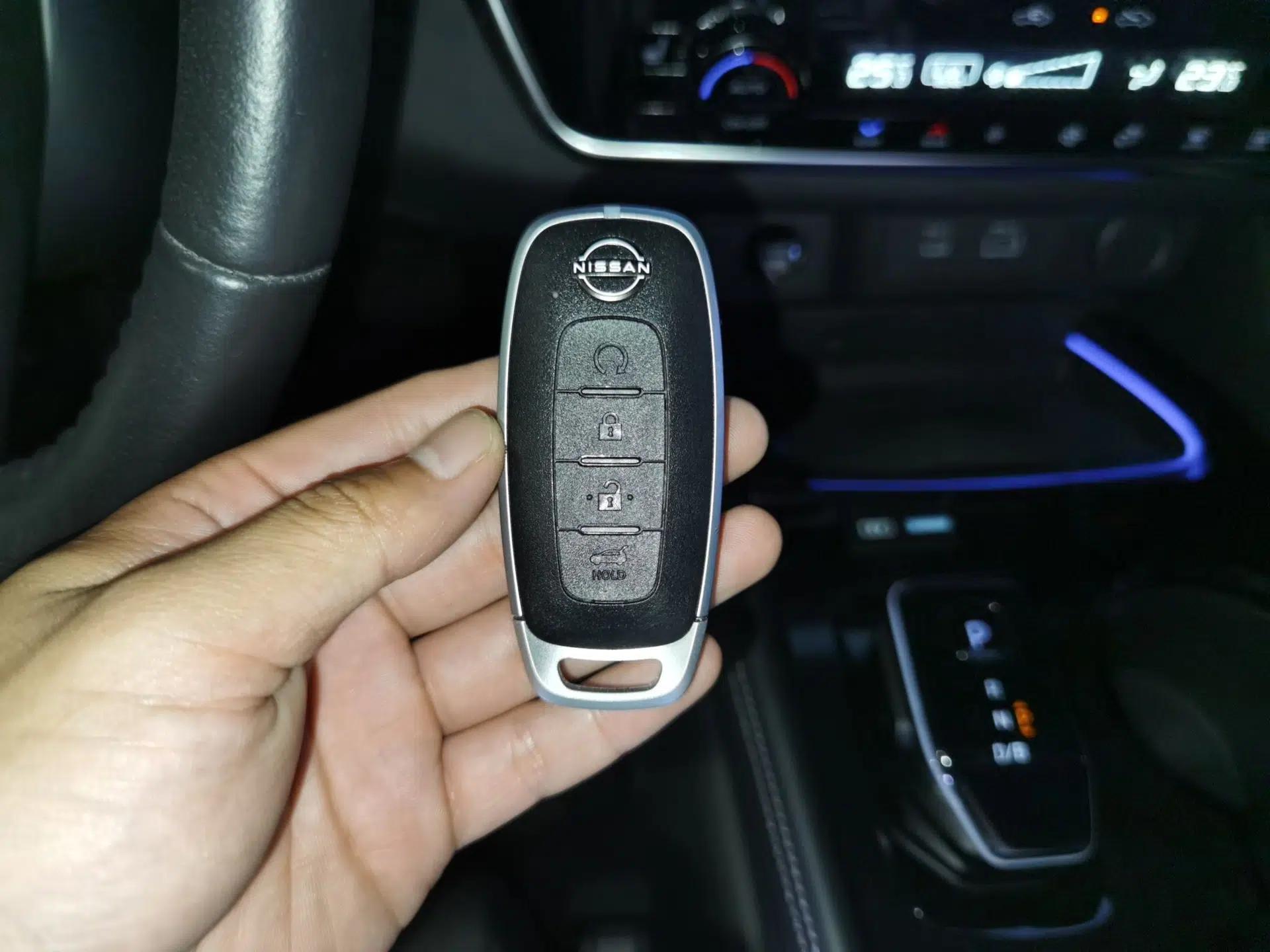 Nissan X-Trail 2023 e-POWER Ultra-Hybrid Dual-Motor All-Wheel-Drive Supreme Edition — миниатюра 9