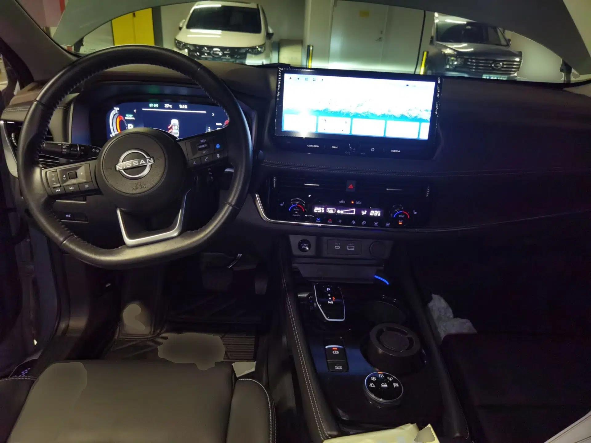 Nissan X-Trail 2023 e-POWER Ultra-Hybrid Dual-Motor All-Wheel-Drive Supreme Edition — миниатюра 10