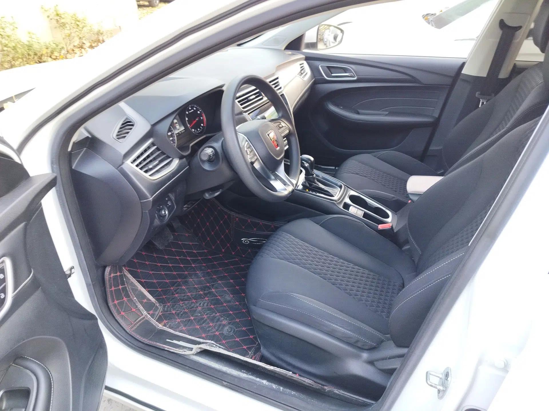 Roewe i5 2019 1.5L Automatic 4G Connected Langyue Edition — миниатюра 15