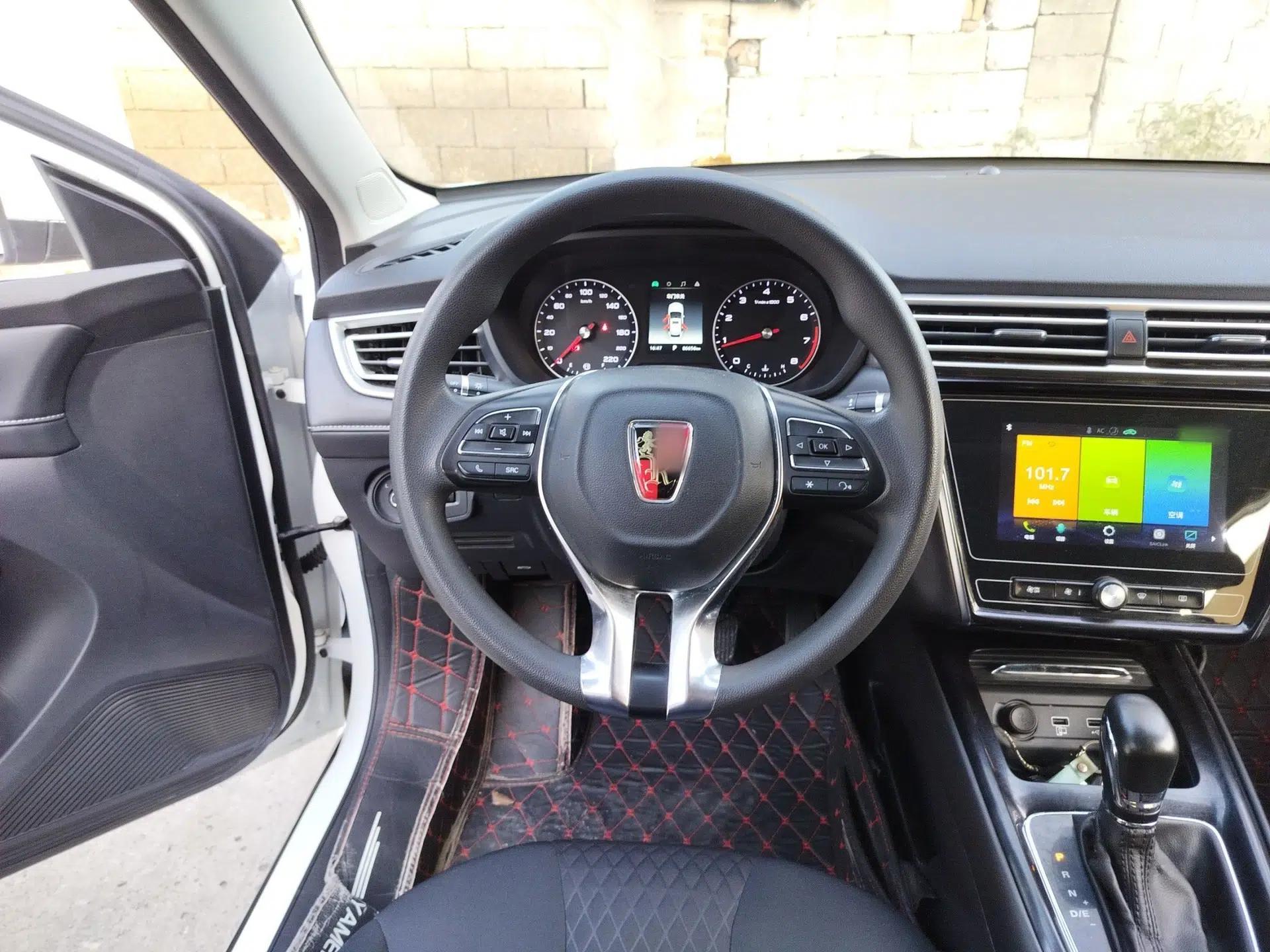 Roewe i5 2019 1.5L Automatic 4G Connected Langyue Edition — миниатюра 7