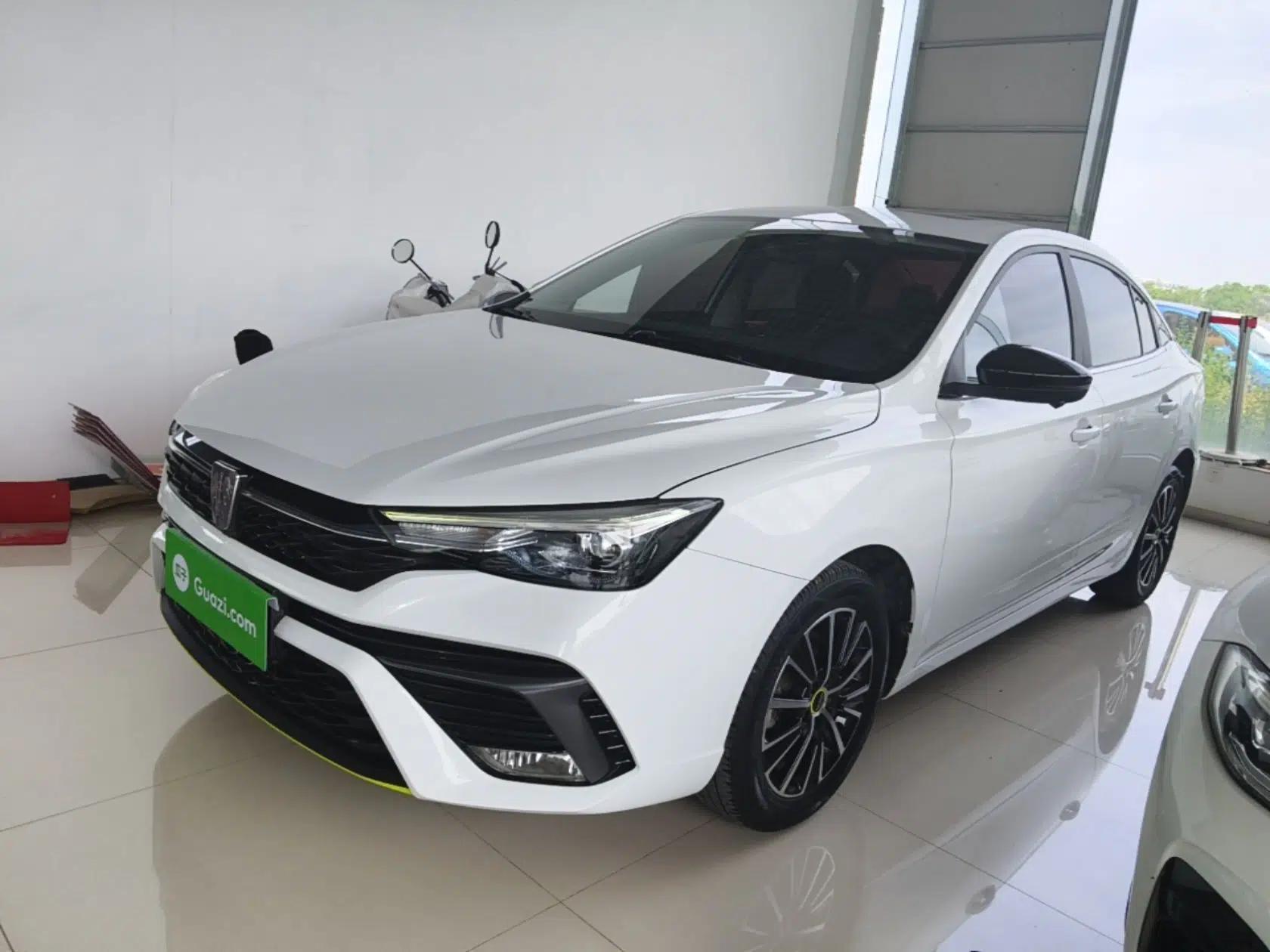 Roewe i5 2021 Revised Version 1.5L CVT Diamond Edition — миниатюра 1