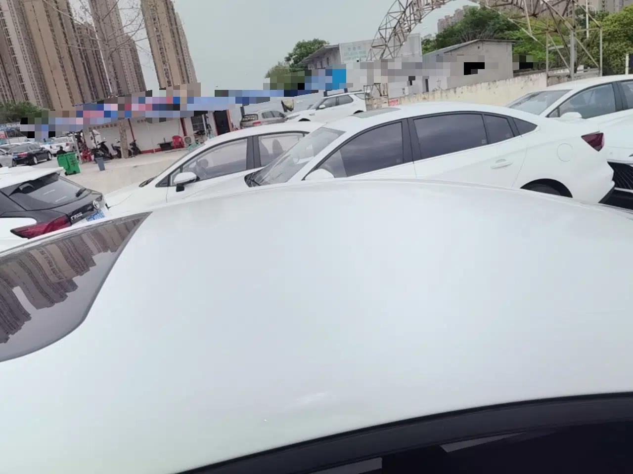 Roewe i5 2026 Model 1.5L CVT Luxury Version — миниатюра 11