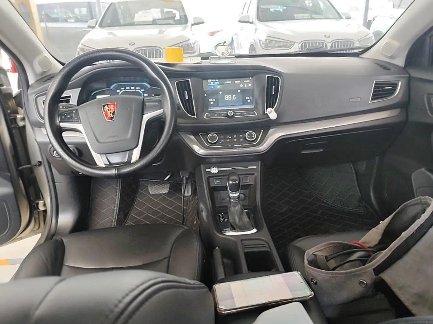 Roewe 360 2017 1.5L Automatic Luxury Edition — миниатюра 13