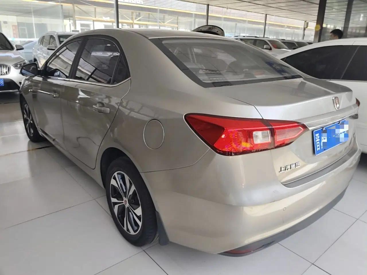 Roewe 360 2017 1.5L Automatic Luxury Edition — миниатюра 4