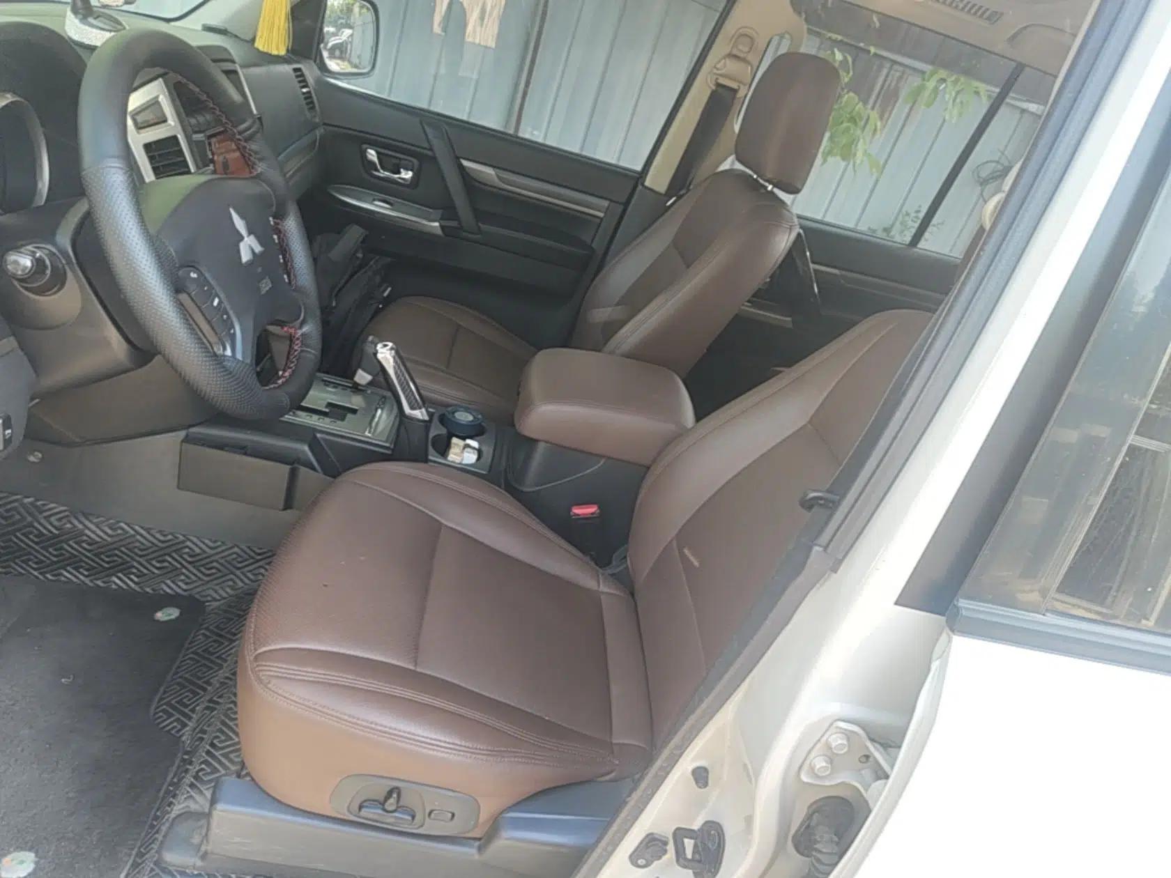 Mitsubishi Pajero 2016 3.0L Automatic Standard Version China V Standard — миниатюра 18