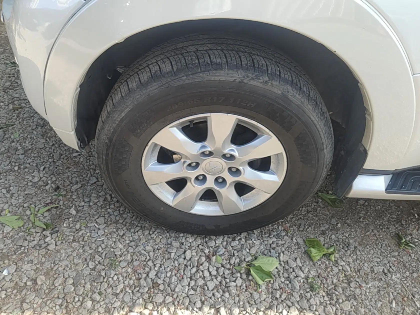 Mitsubishi Pajero 2016 3.0L Automatic Standard Version China V Standard — миниатюра 8