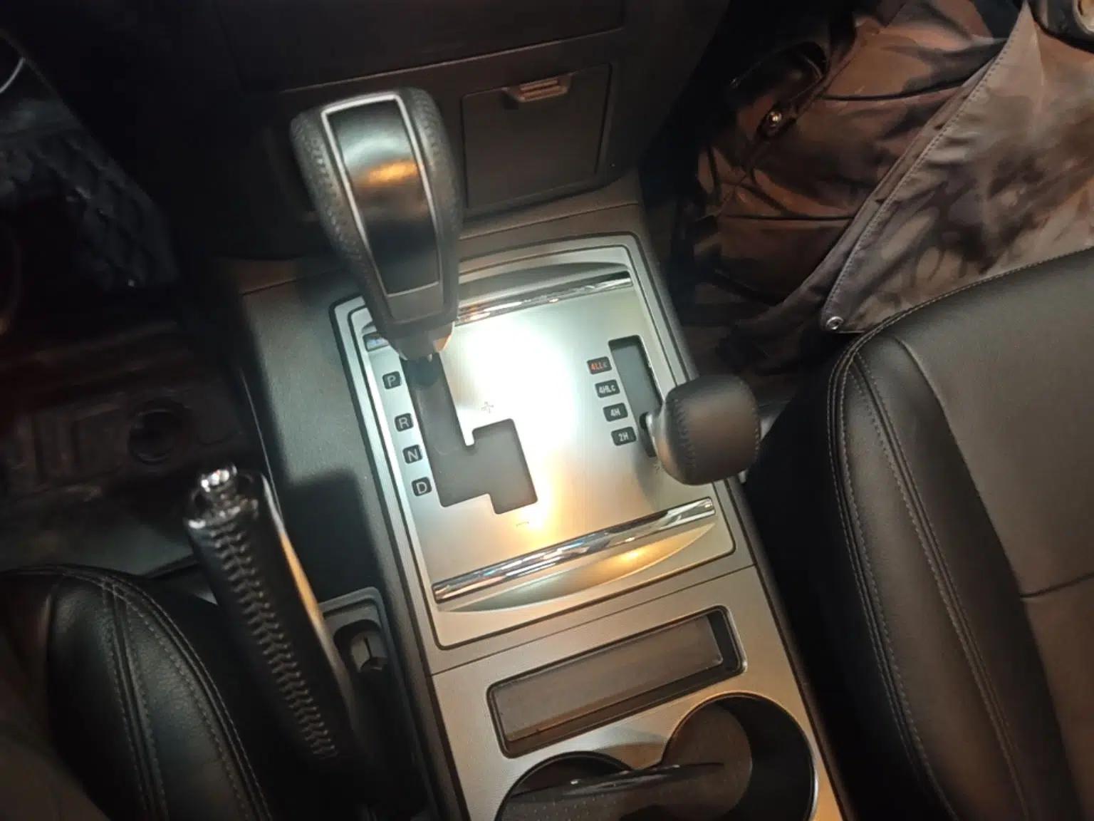 Mitsubishi Pajero 2016 3.0L Automatic Prestige Version China V Standard — миниатюра 17