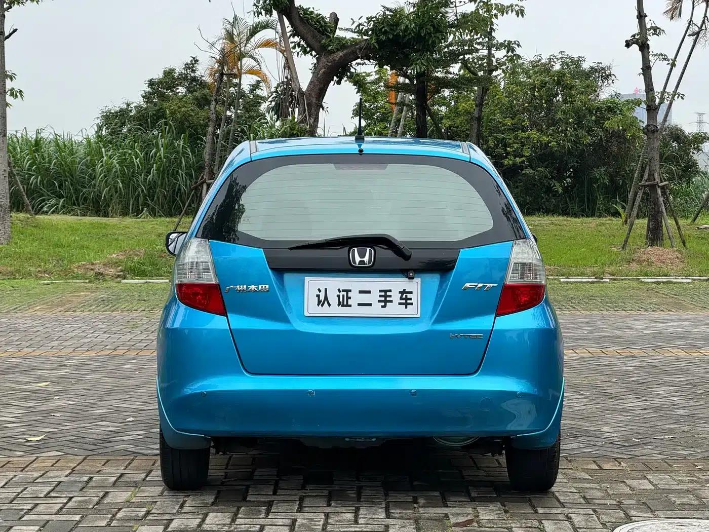 Honda Fit 2008 1.5L Automatic Deluxe Edition — миниатюра 6