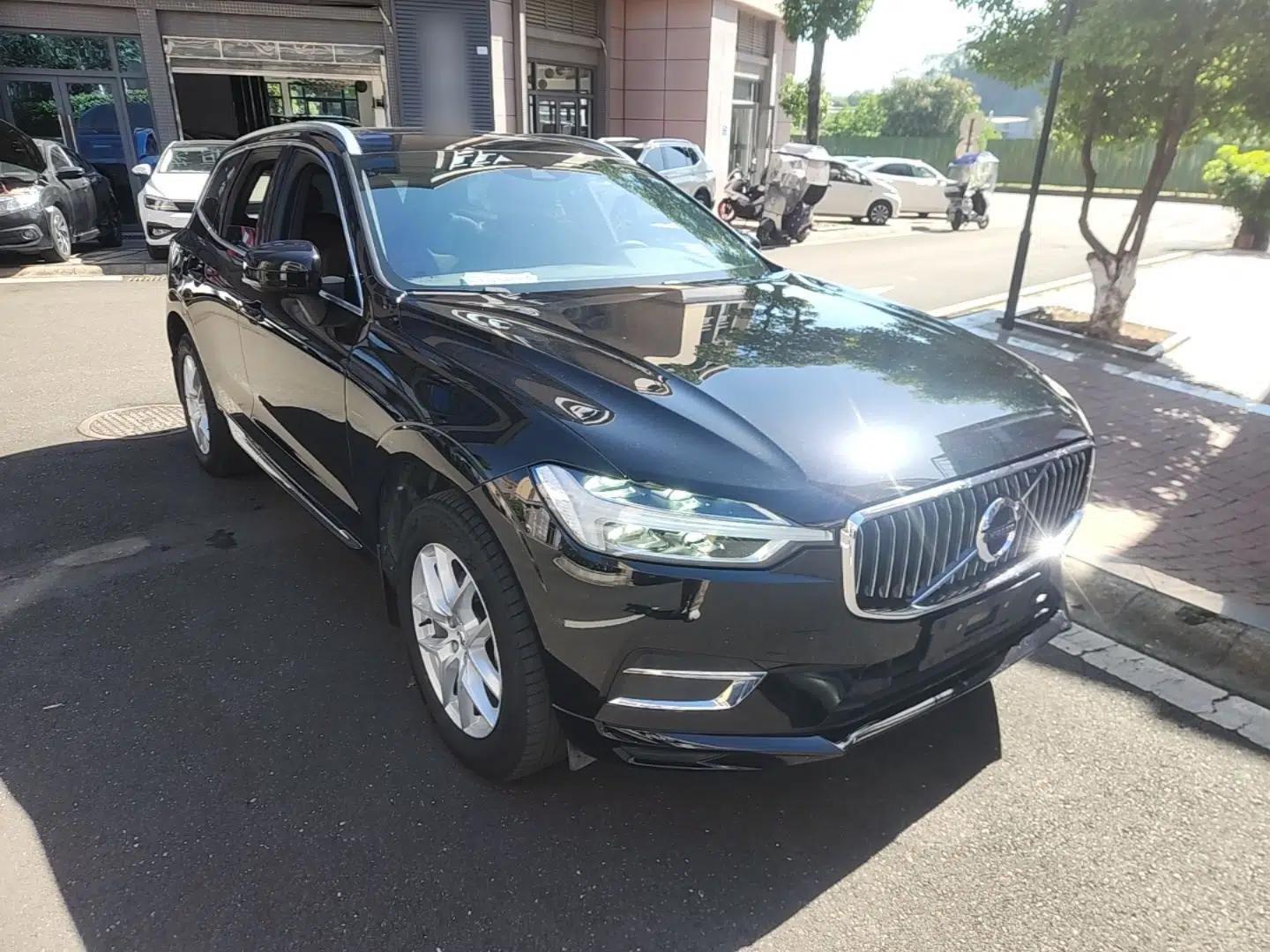 Volvo XC60 2021 T5 4x4 Smart Luxury Edition — миниатюра 3