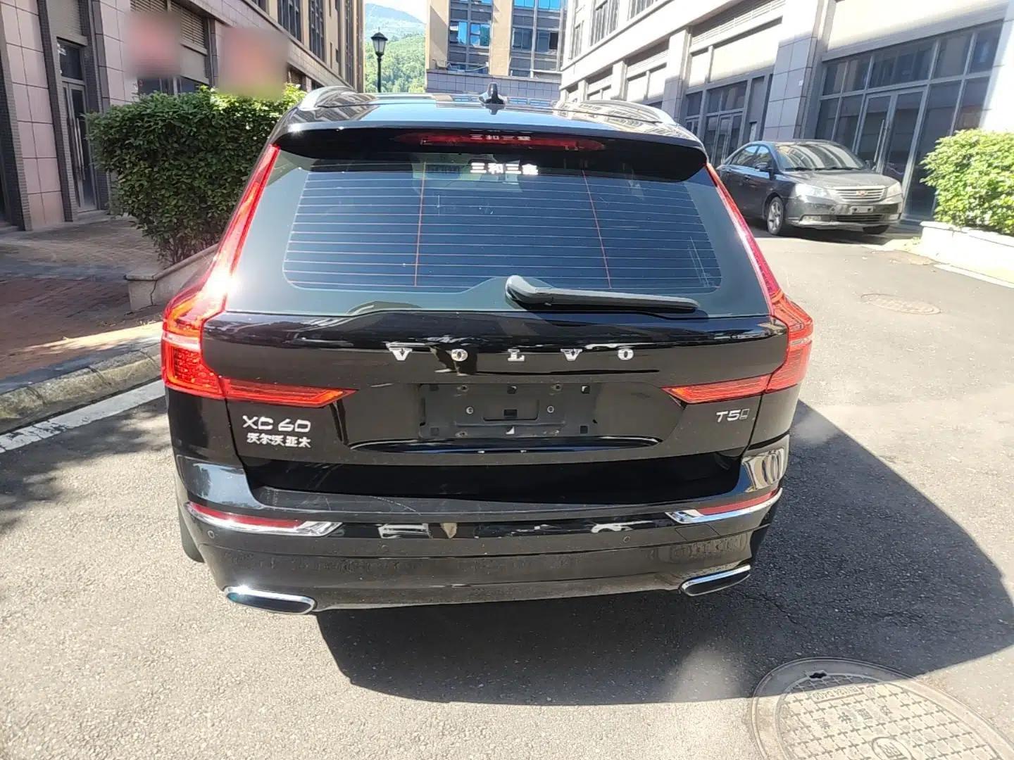 Volvo XC60 2021 T5 4x4 Smart Luxury Edition — миниатюра 5
