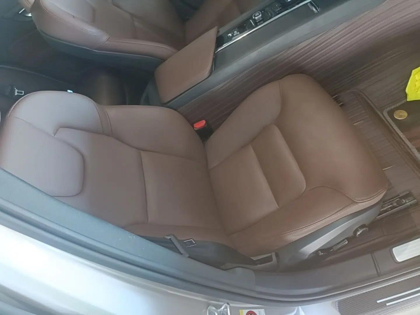 Volvo S60 2023 B4 Zhiyi Luxury Edition — миниатюра 23