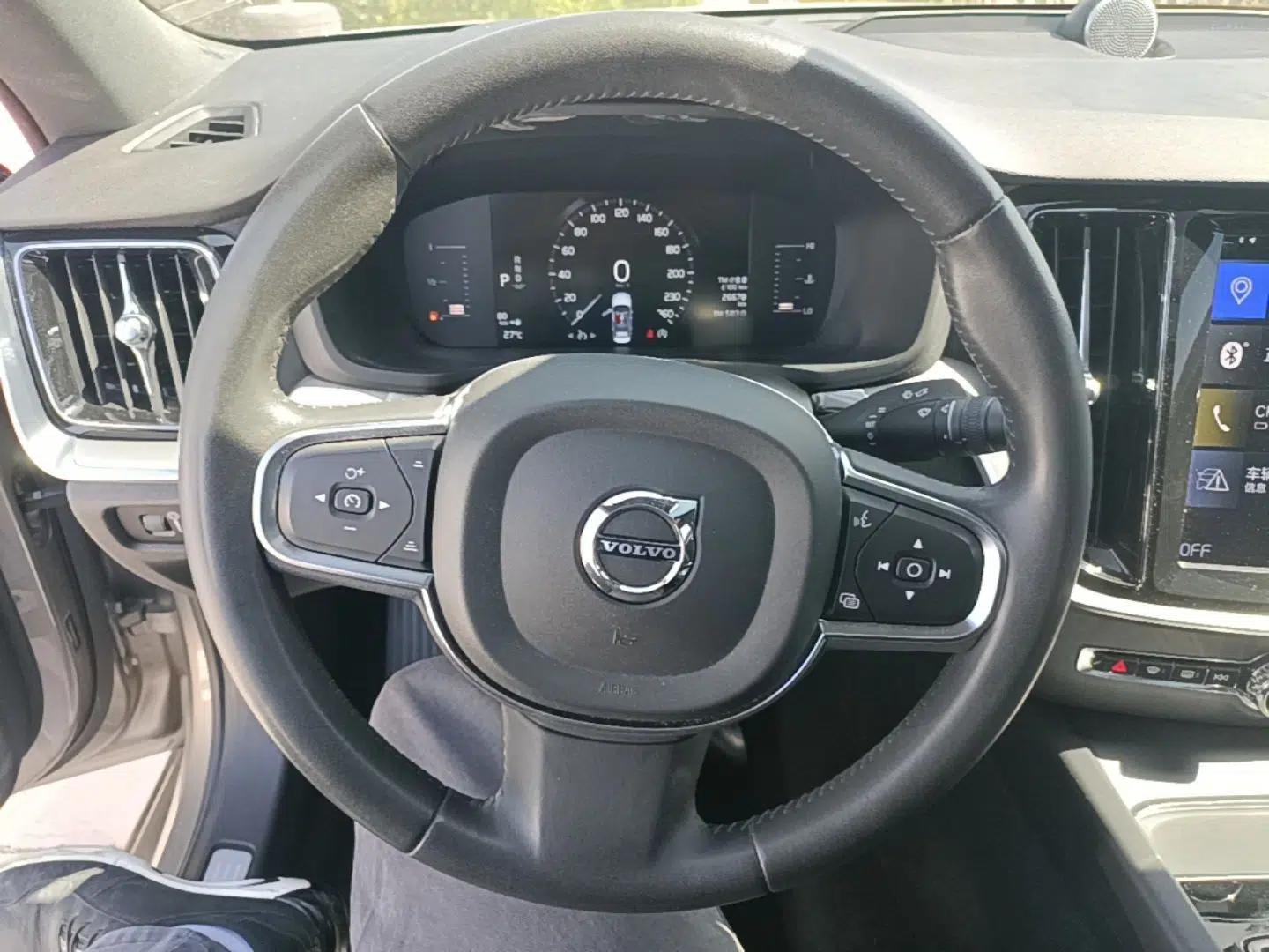 Volvo S60 2022 B4 Zhiyi Luxury Edition — миниатюра 13
