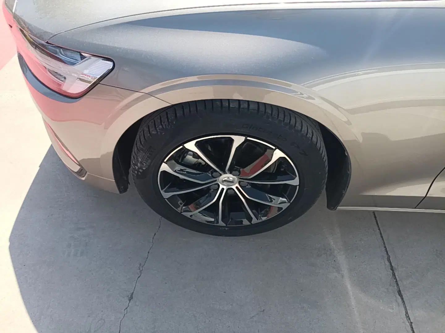 Volvo S60 2022 B4 Zhiyi Luxury Edition — миниатюра 9