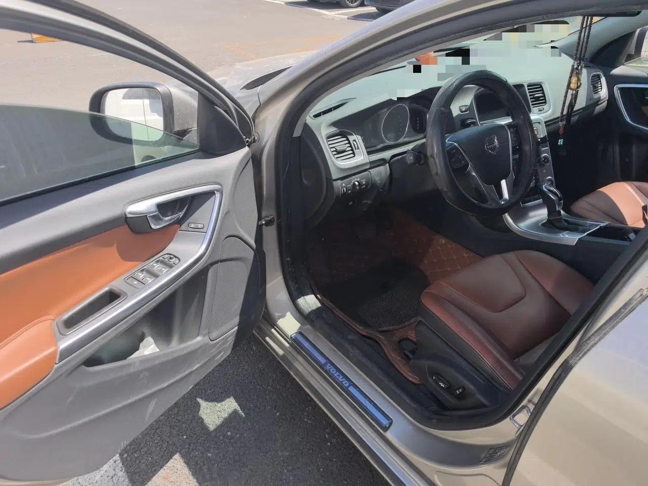 Volvo S60 2016 S60L T4 Zhiyuan Edition — миниатюра 17