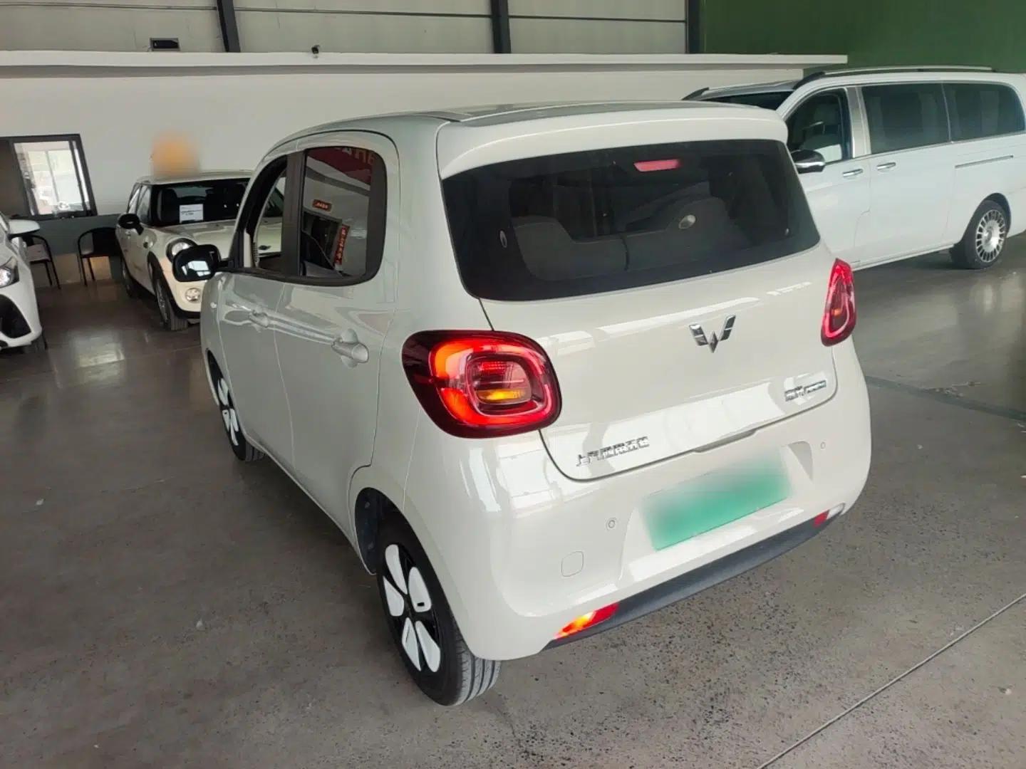 Wuling Hongguang MINIEV 2025 Four-Door Version Advanced Edition — миниатюра 4