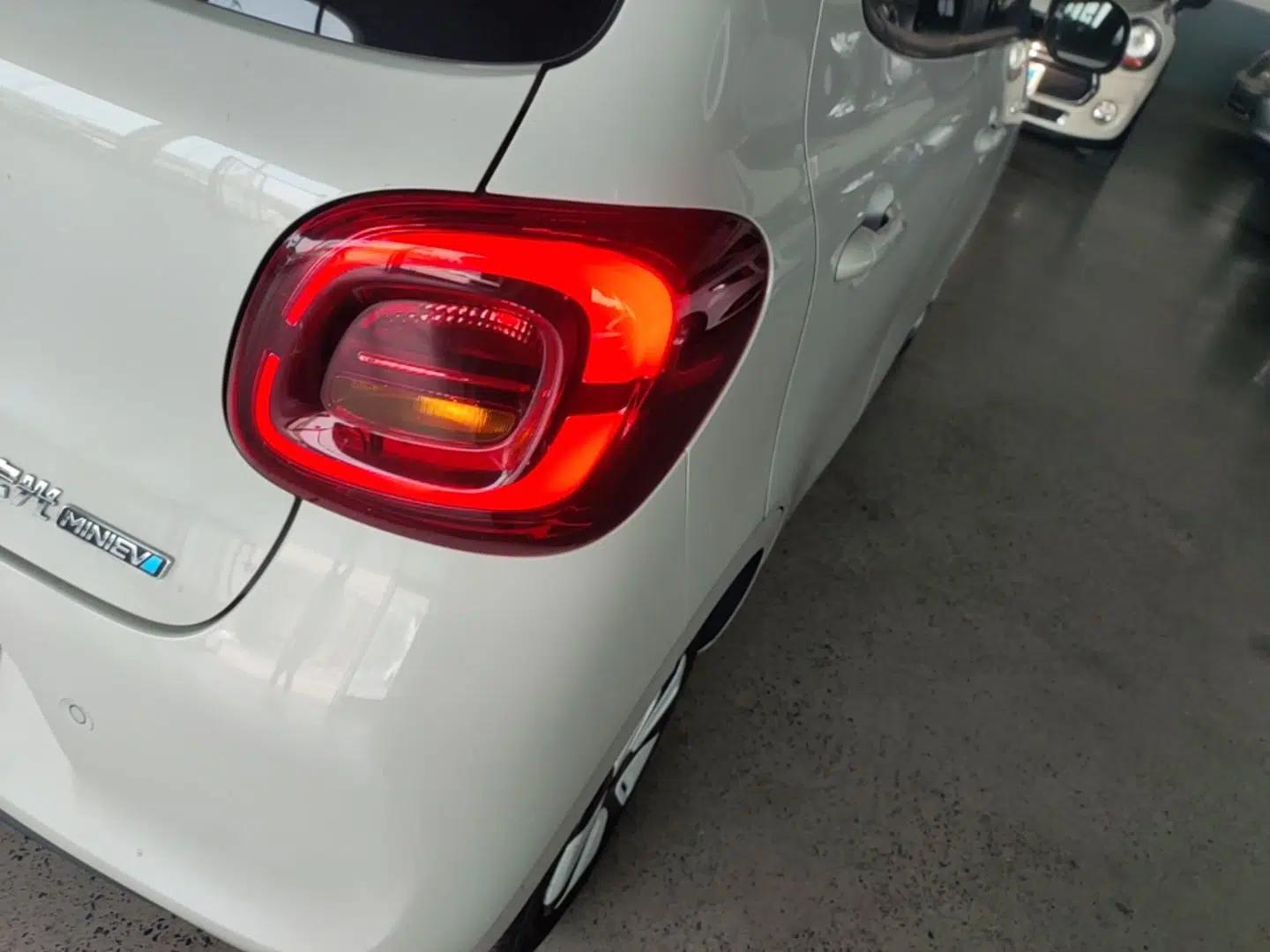 Wuling Hongguang MINIEV 2025 Four-Door Version Advanced Edition — миниатюра 7