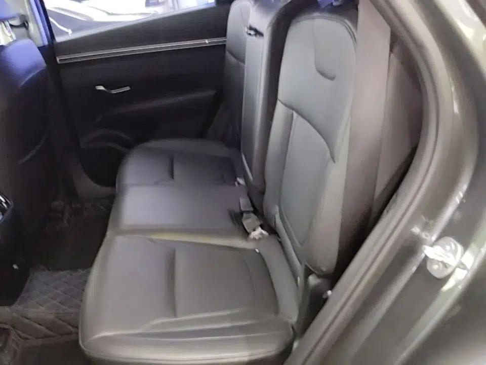 Hyundai Tucson 2023 Tucson L 1.5T Automatic Two-Wheel Drive DLX Luxury Edition — миниатюра 20