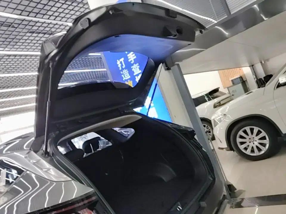Hyundai Tucson 2023 Tucson L 1.5T Automatic Two-Wheel Drive DLX Luxury Edition — миниатюра 22