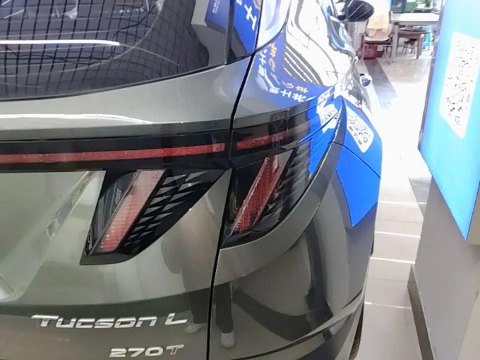 Hyundai Tucson 2023 Tucson L 1.5T Automatic Two-Wheel Drive DLX Luxury Edition — миниатюра 7