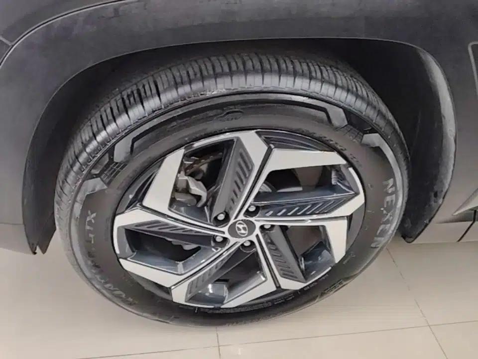 Hyundai Tucson 2023 Tucson L 1.5T Automatic Two-Wheel Drive DLX Luxury Edition — миниатюра 8