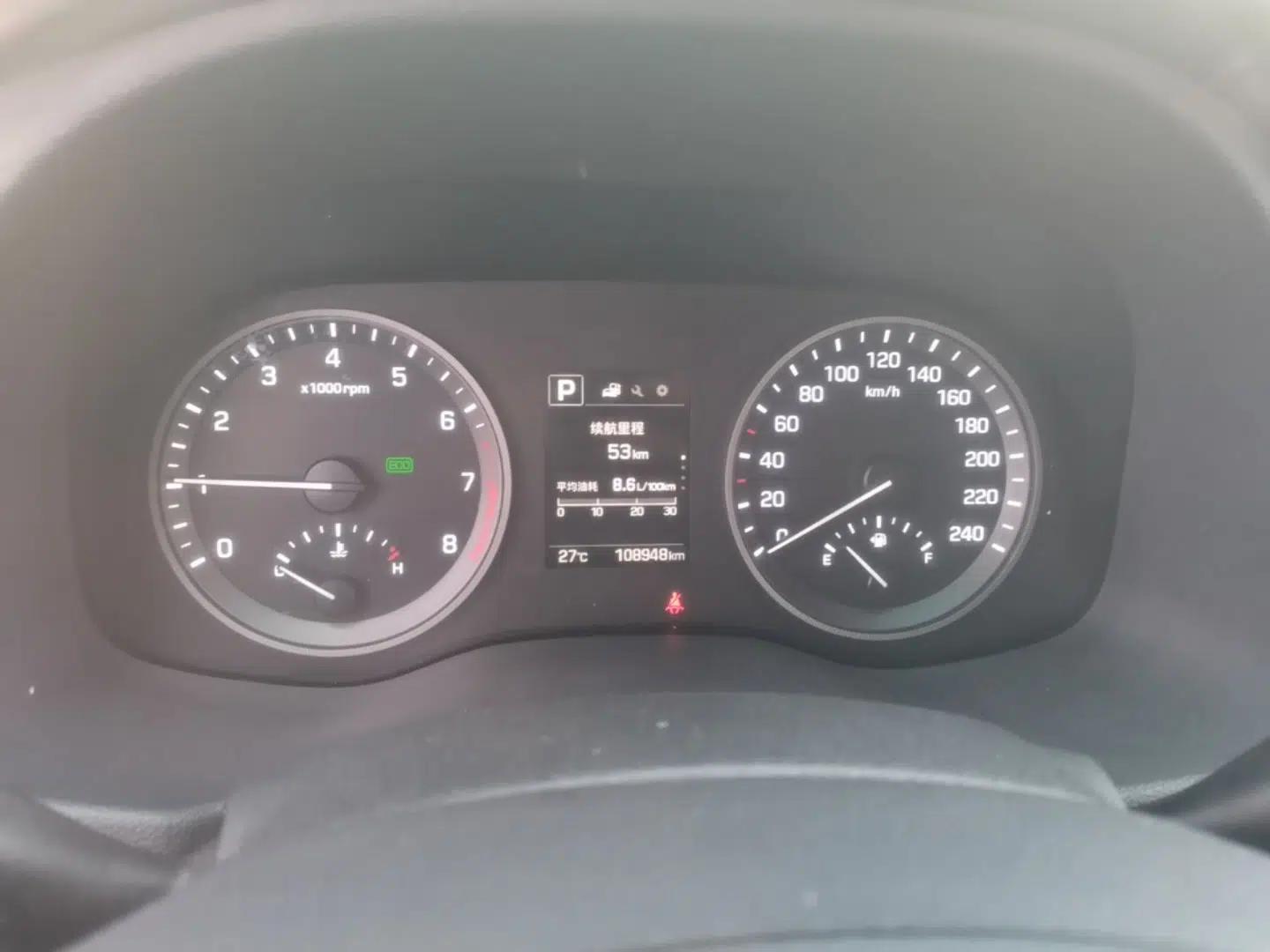 Hyundai Tucson 2015 1.6T Dual-Clutch Two-Wheel-Drive Smart Model — миниатюра 14